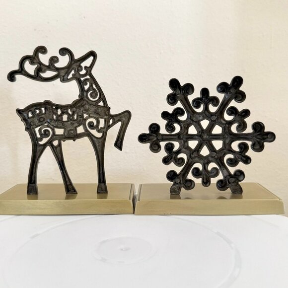 Reindeer Snowflake Metal Stocking Holder Set Christmas Mantel Hooks Gold Tone - Picture 14 of 16